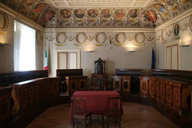 Interno del Museo Civico di Bevagna.