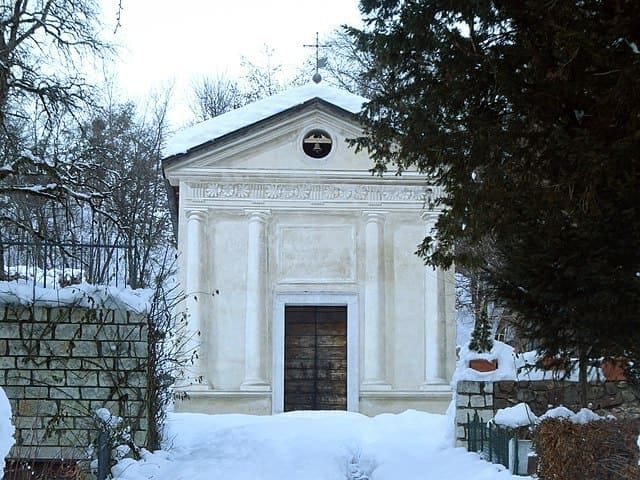 Borgo Valsugana, Chiesa di San Giorgio sotto la neve.