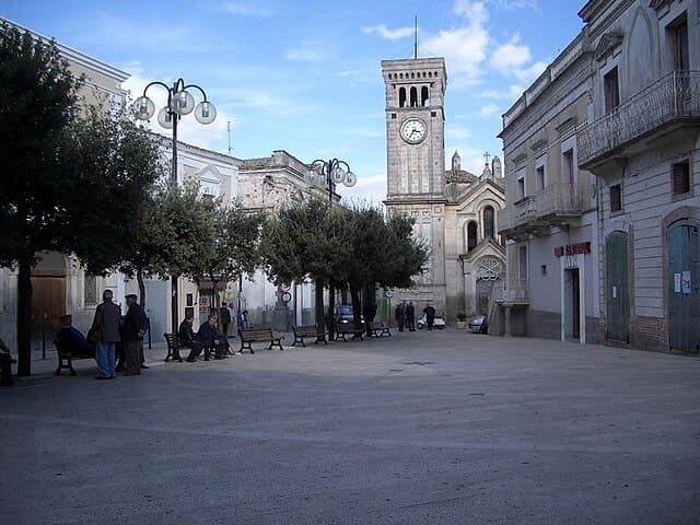 Veduta del Castello del Malconsiglio a Miglionico, Basilicata.