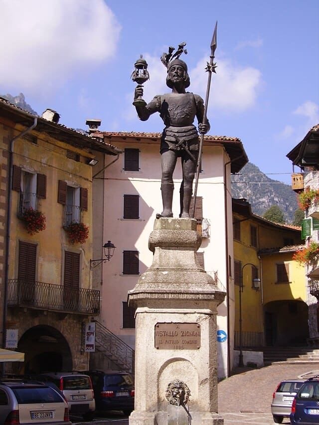 San Giovanni Bianco monumento di Vistallo Zignoni.