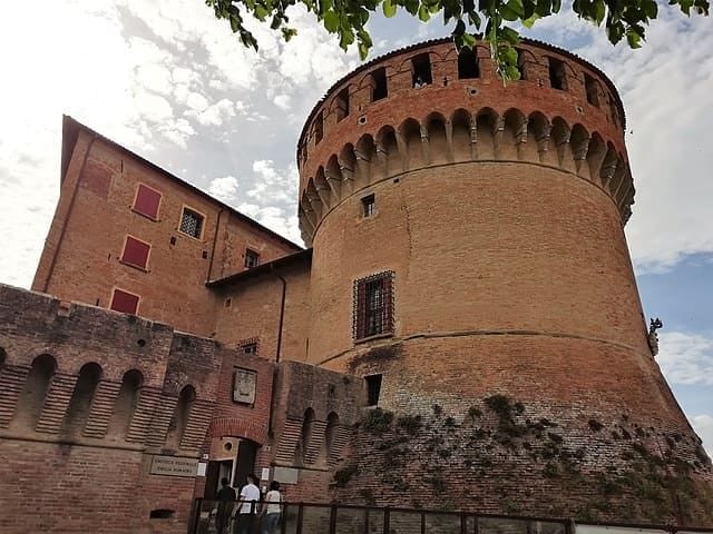 Rocca Sforzesca o Rocca Malvezzi-Campeggi a Dozza.