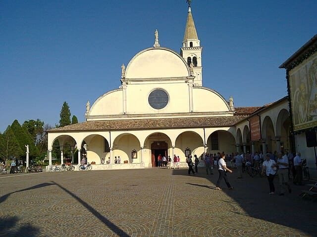 Splendida affacciata del Duomo di Motta di Livenza.