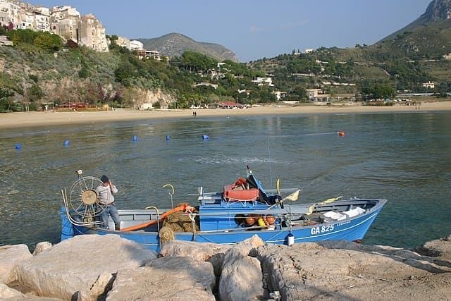 Voglia d'estate a Sperlonga.