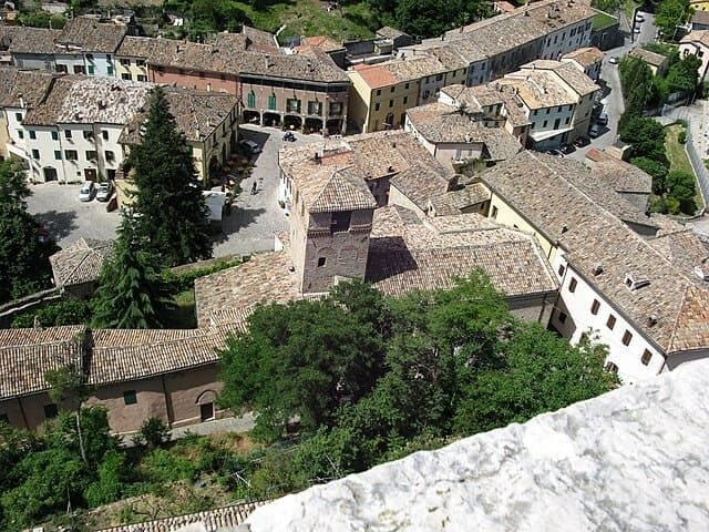 Montefiore Conca vista dall'alto.