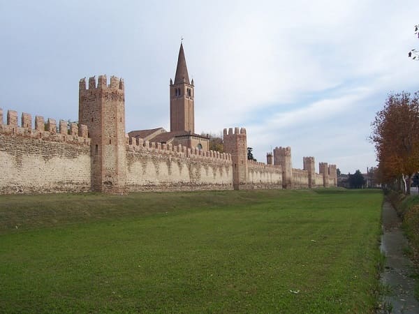 Montagnana La splendida cinta muraria di Montagnana.