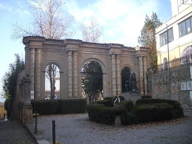 I Giardini Conti di Castelborgo a Neive.