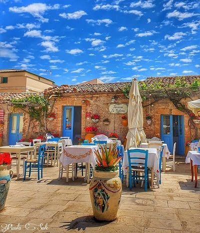 Locale tipico di Marzamemi.